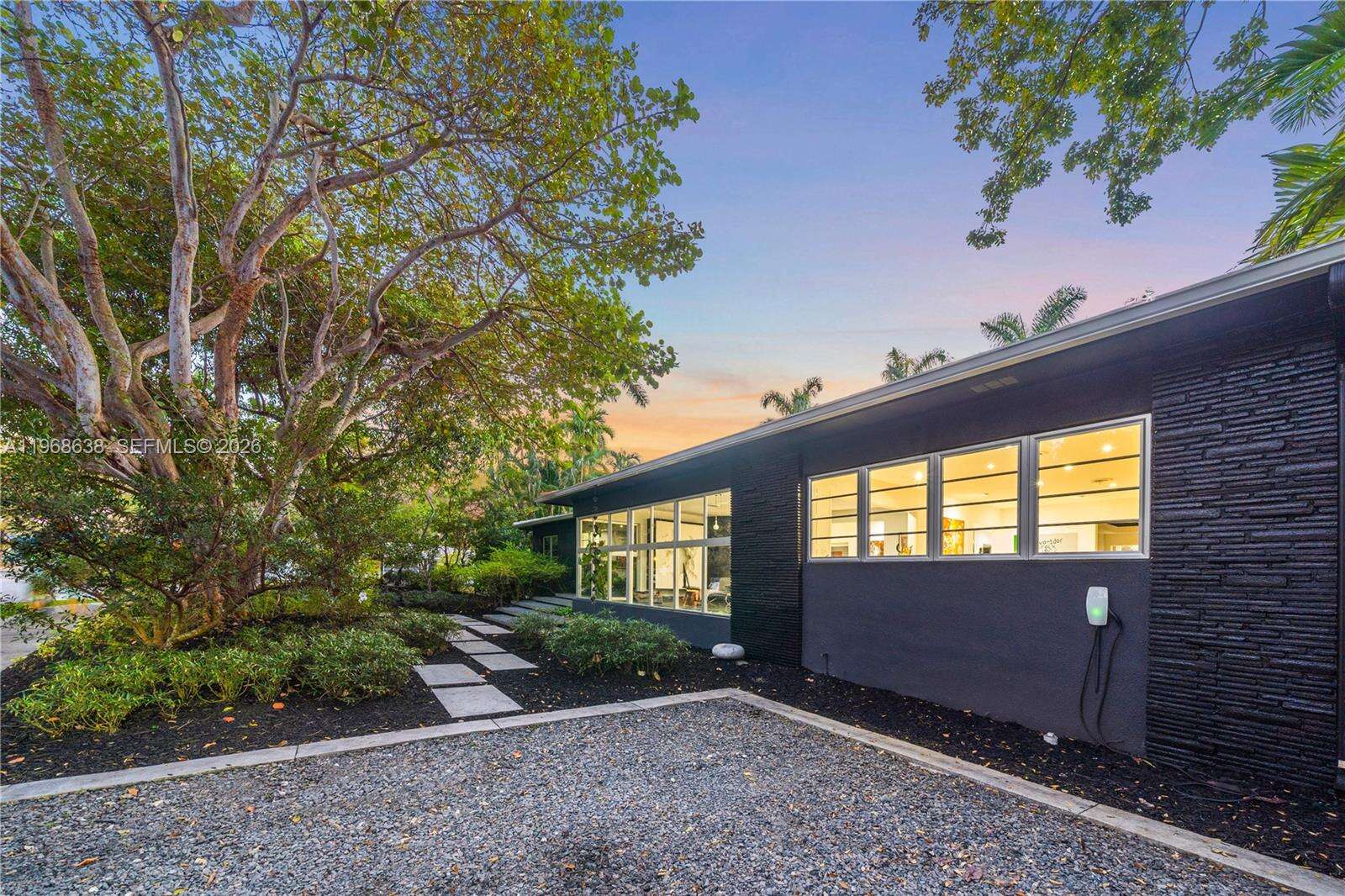 5600 Bayshore Dr, Miami, FL 33137 | Picture 31