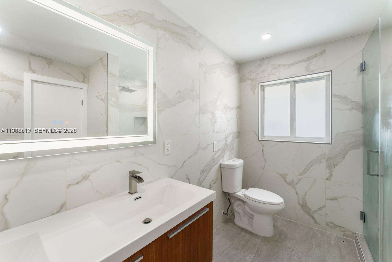 430 Tamarind Dr, Hallandale Beach, FL 33009 | Picture 28