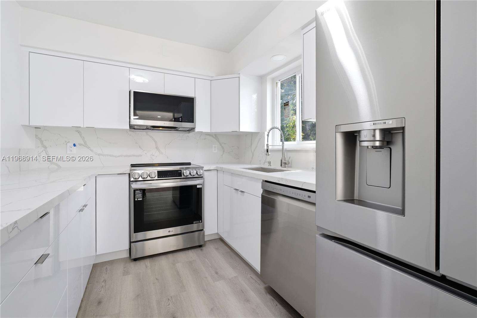 2856 Funston St, Hollywood, FL 33020 | Picture 12