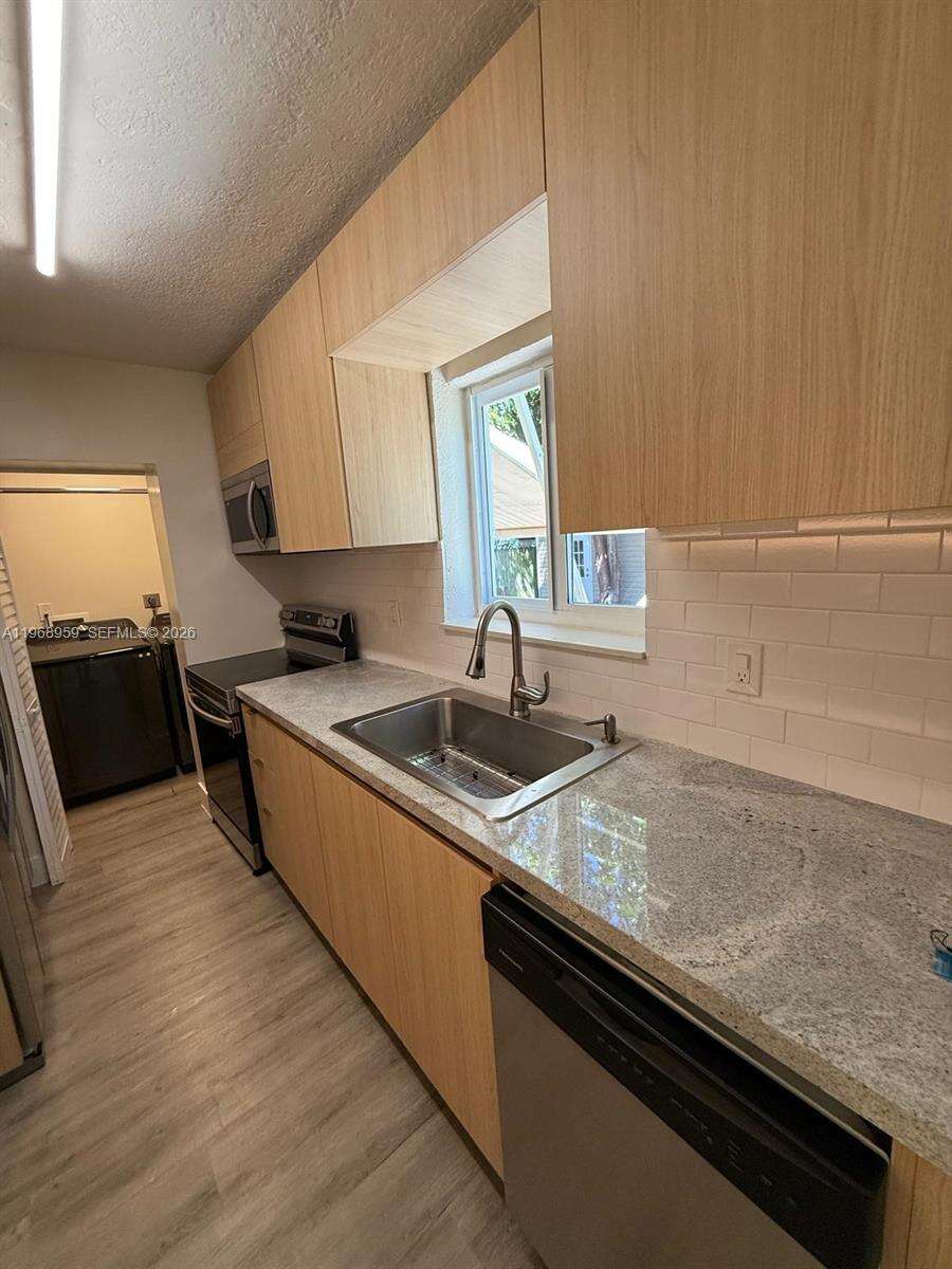 235 46th St, Miami, FL 33137 | Picture 11