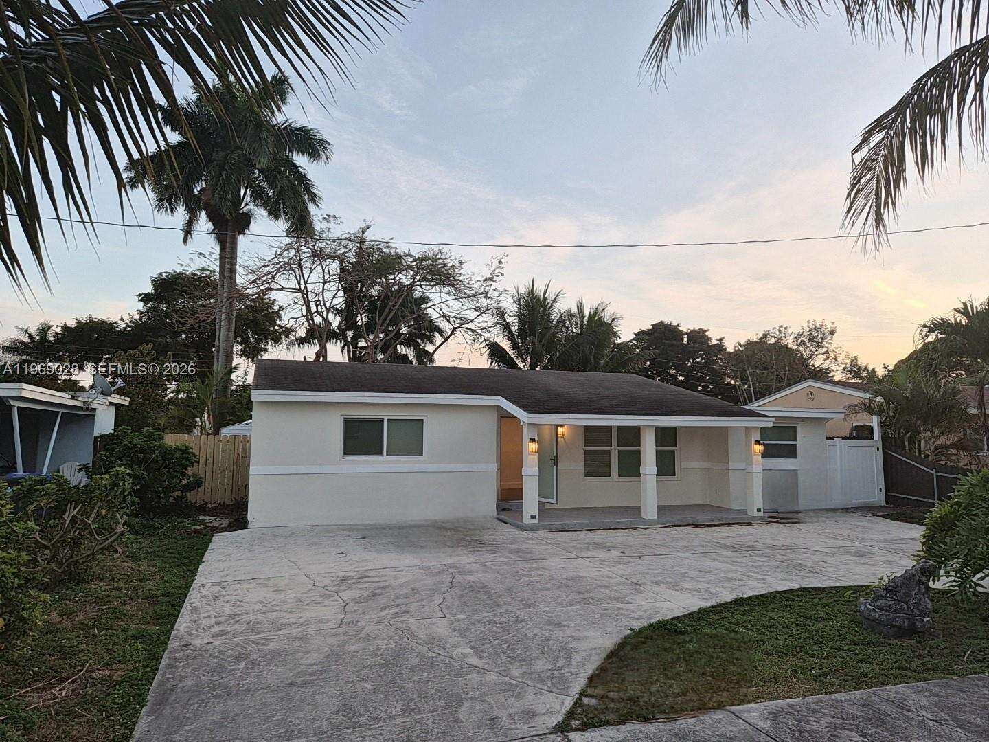 Hollywood, FL 33021 - For Sale photo 1