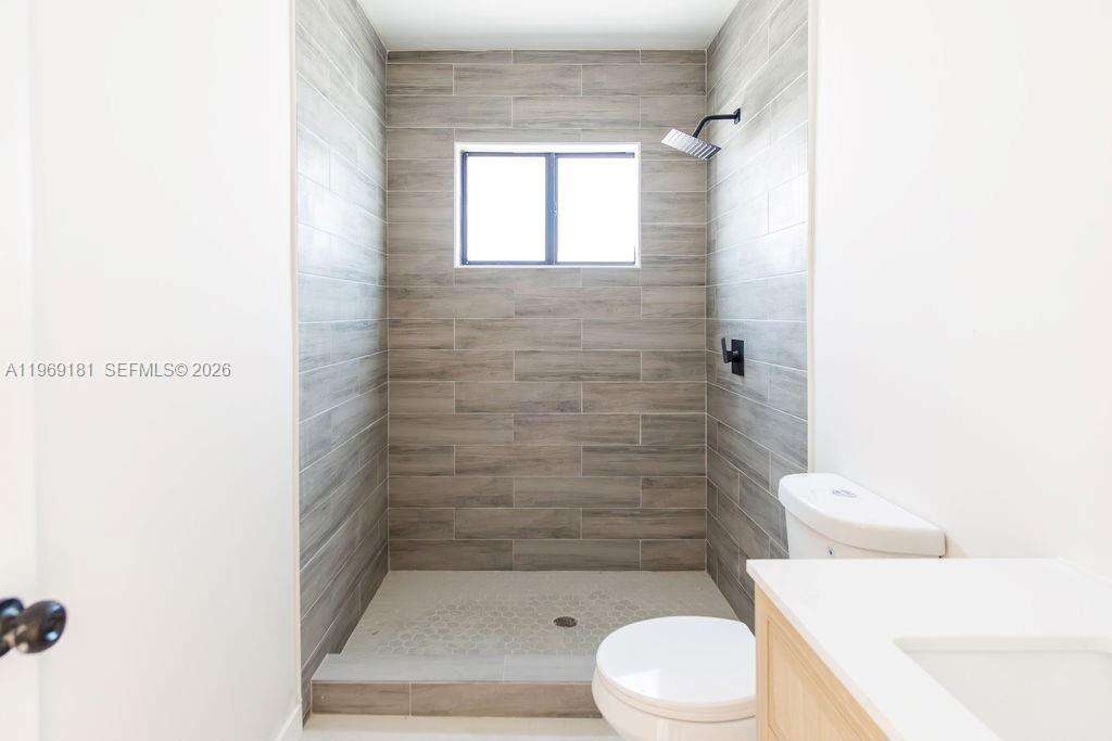 415 52nd St, Hialeah, FL 33013 | Picture 22