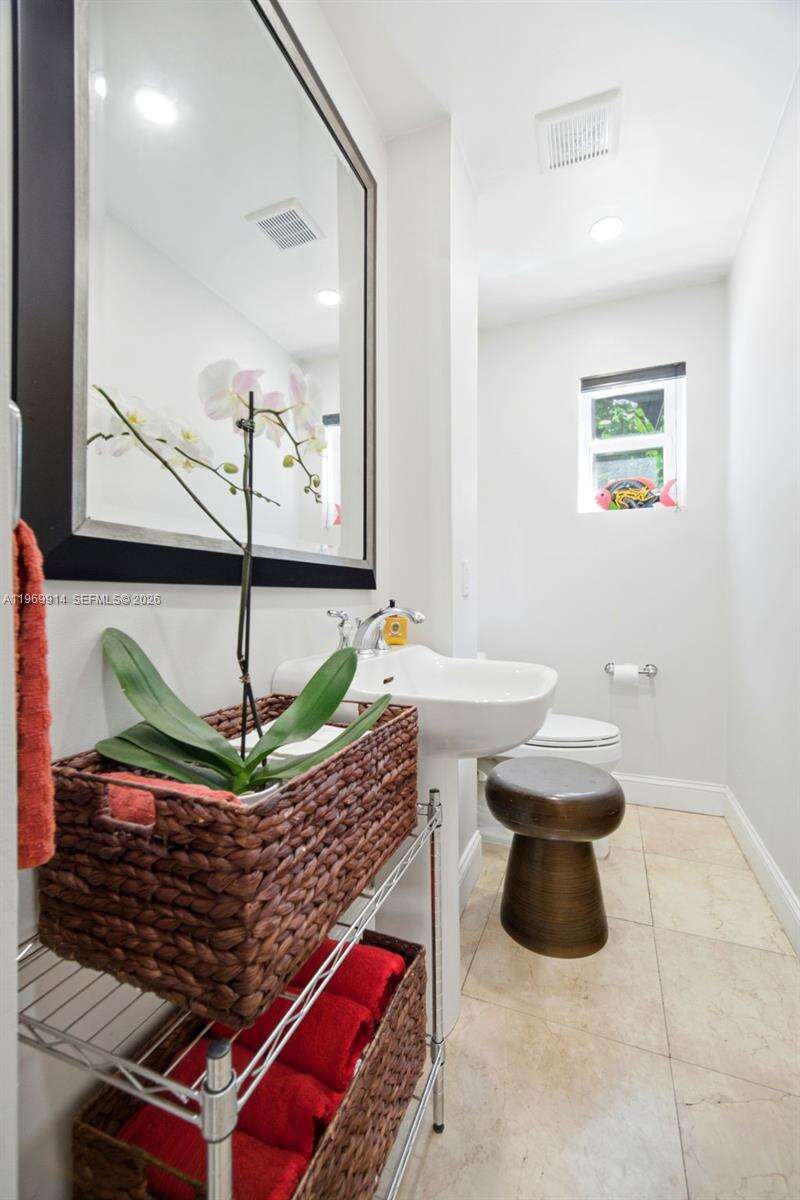 3730 Solana Rd, Miami, FL 33133 | Picture 35