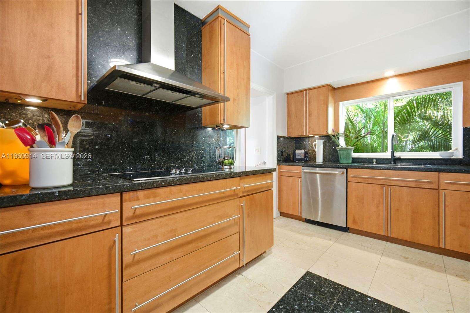 3730 Solana Rd, Miami, FL 33133 | Picture 40