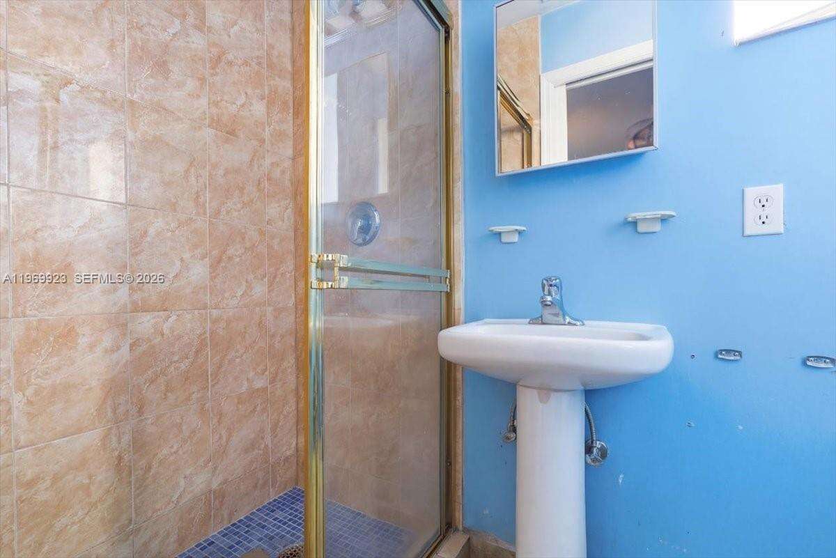 15431 171st St, Miami, FL 33187 | Picture 15