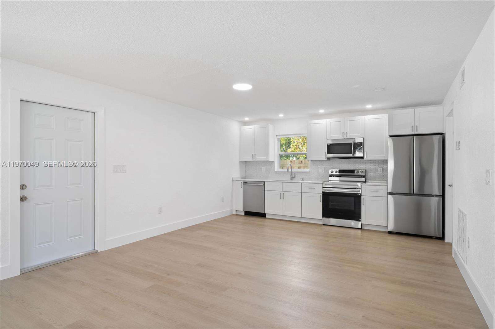 2241 Hope St, Hollywood, FL 33020 | Picture 4