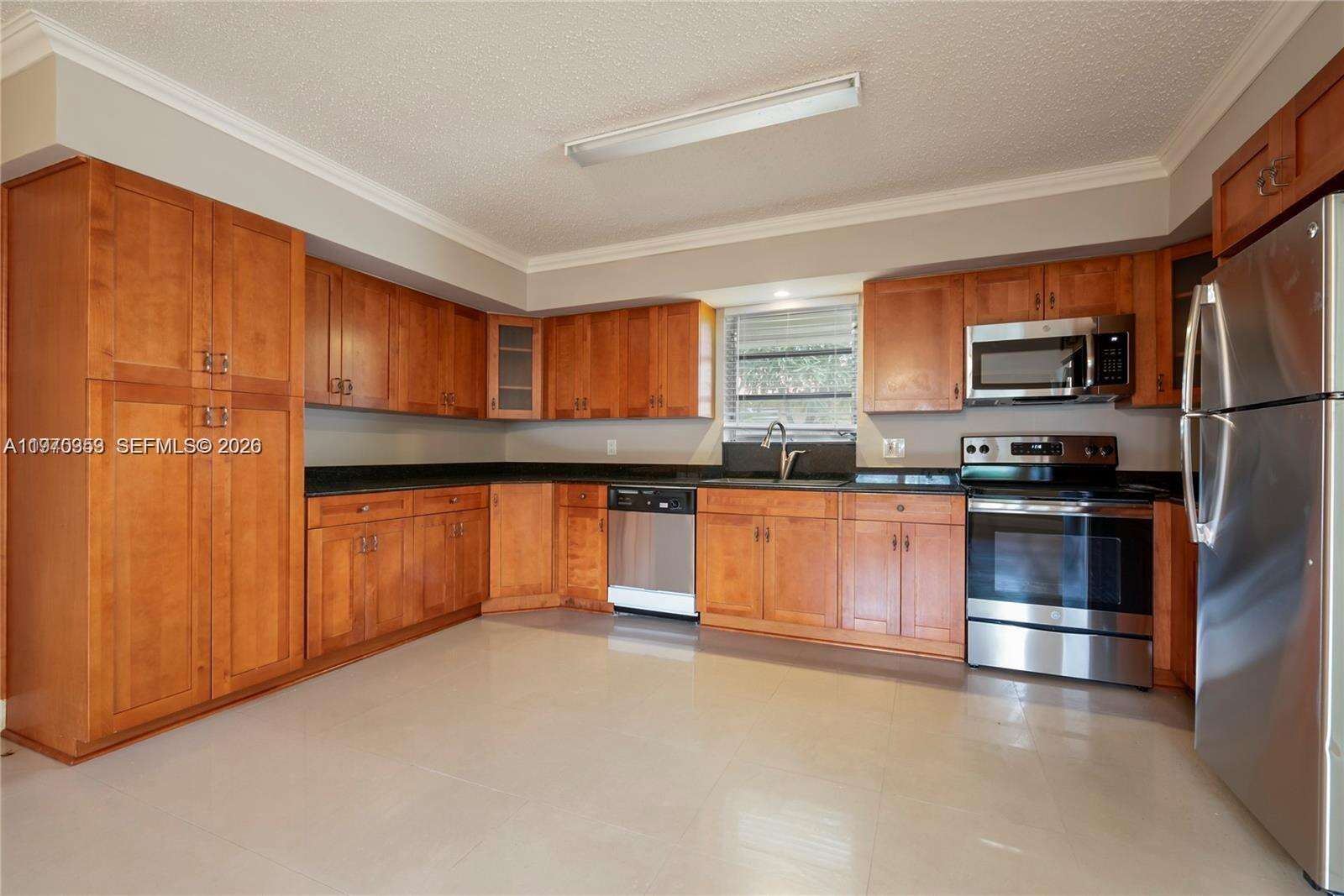 5632 Hayes St, Hollywood, FL 33021 | Picture 4