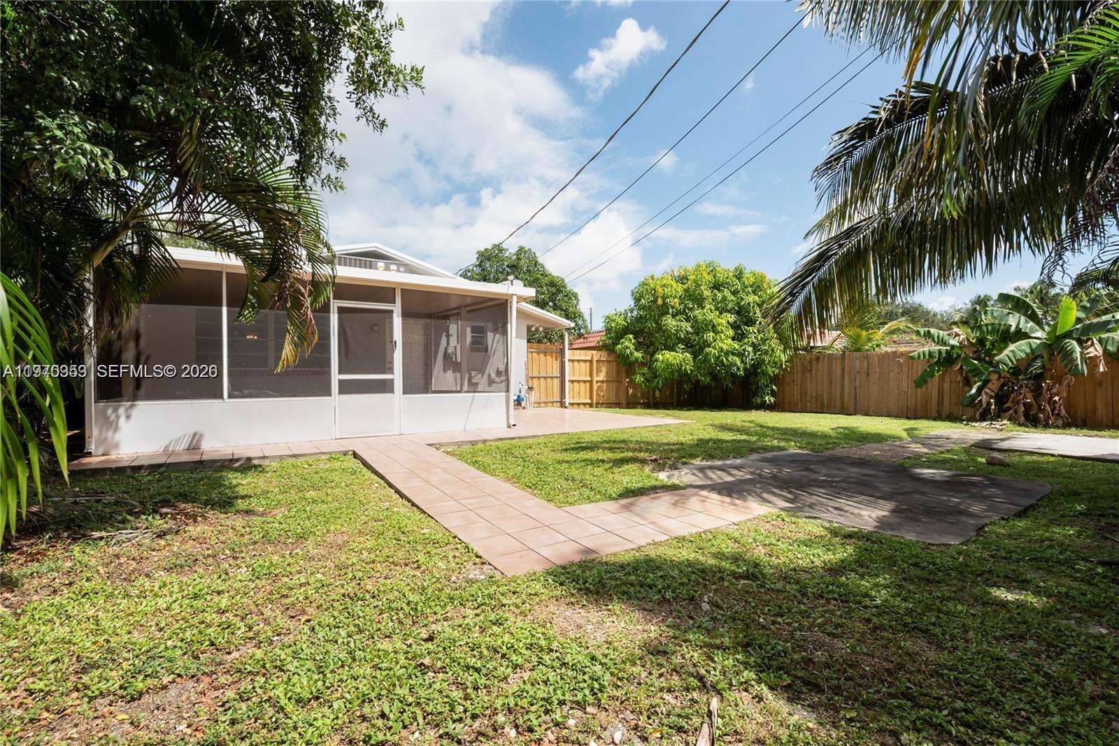 5632 Hayes St, Hollywood, FL 33021 | Picture 8