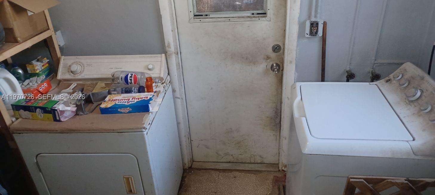 2215 Wiley St, Hollywood, FL 33020 | Picture 4