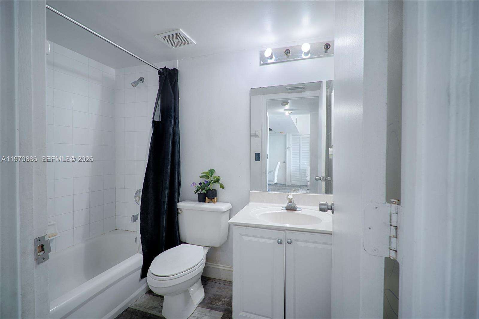 2721 Ocean Club Blvd 303, Hollywood, FL 33019 | Picture 14