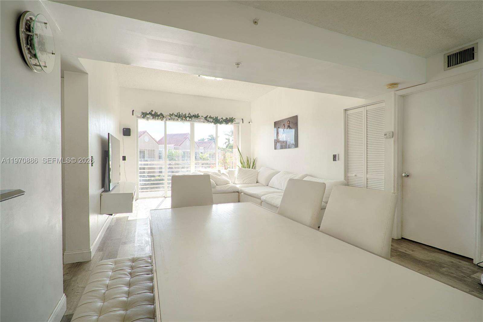 2721 Ocean Club Blvd 303, Hollywood, FL 33019 | Picture 3