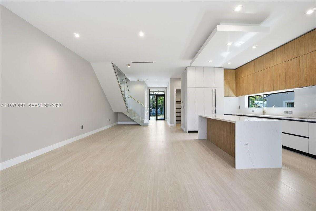 1637 Monroe St, Hollywood, FL 33020 | Picture 15