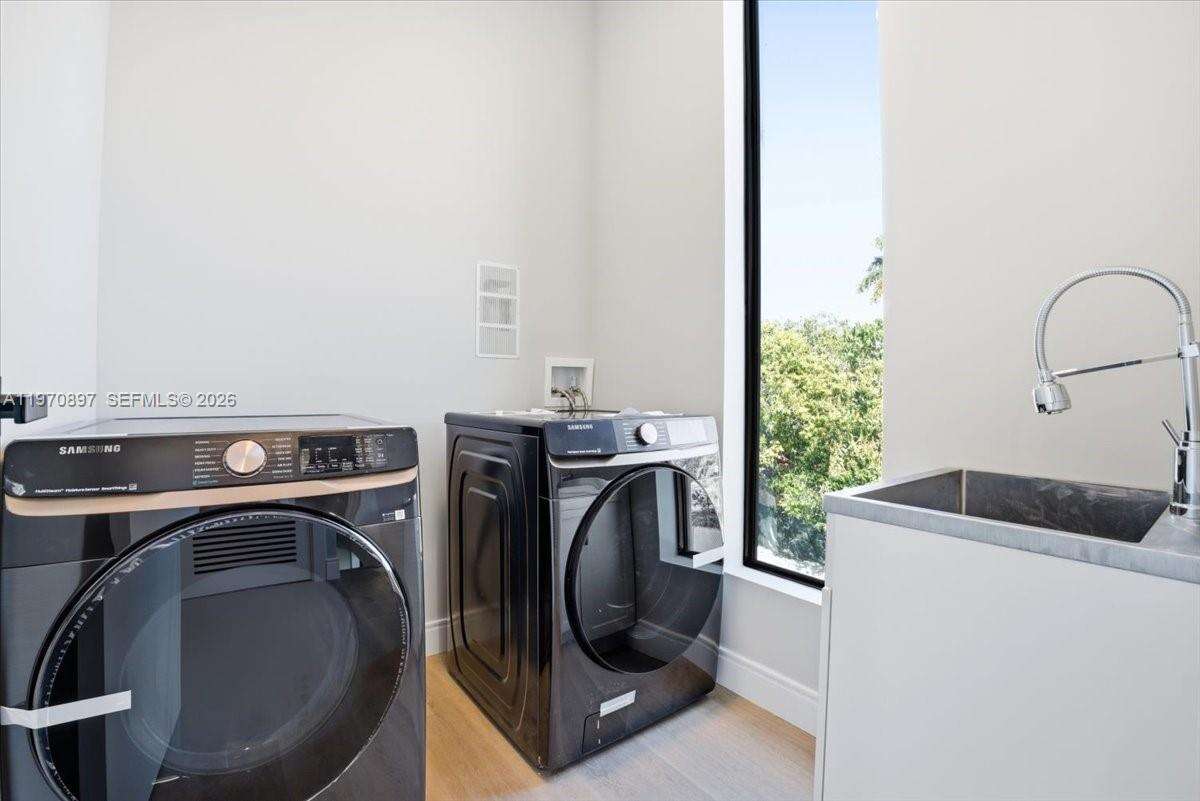 1637 Monroe St, Hollywood, FL 33020 | Picture 19