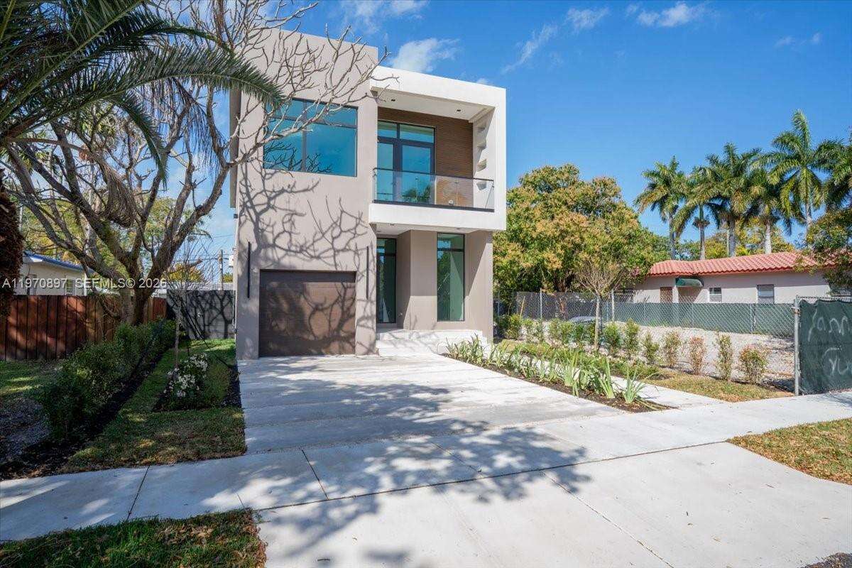 1637 Monroe St, Hollywood, FL 33020 | Picture 3