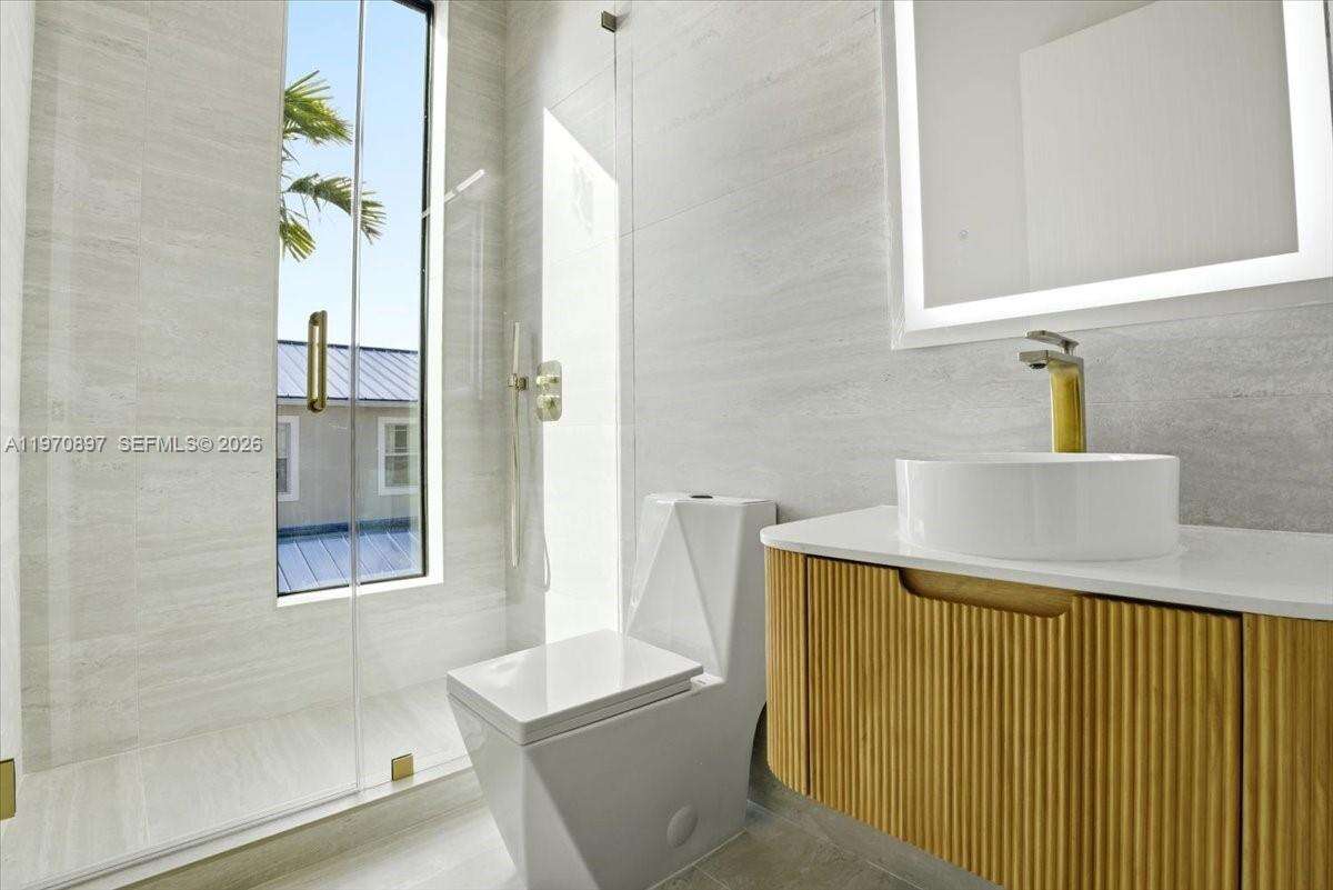 1637 Monroe St, Hollywood, FL 33020 | Picture 24