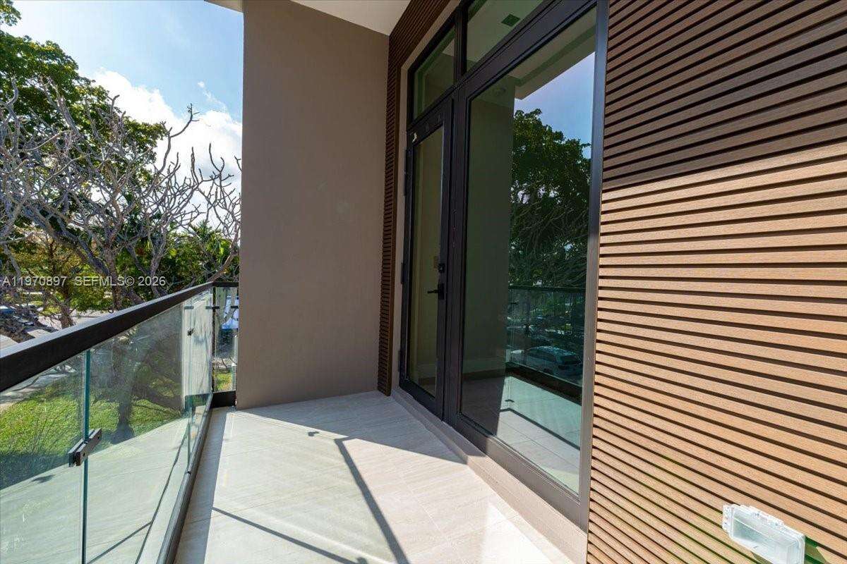 1637 Monroe St, Hollywood, FL 33020 - For Sale photo 46