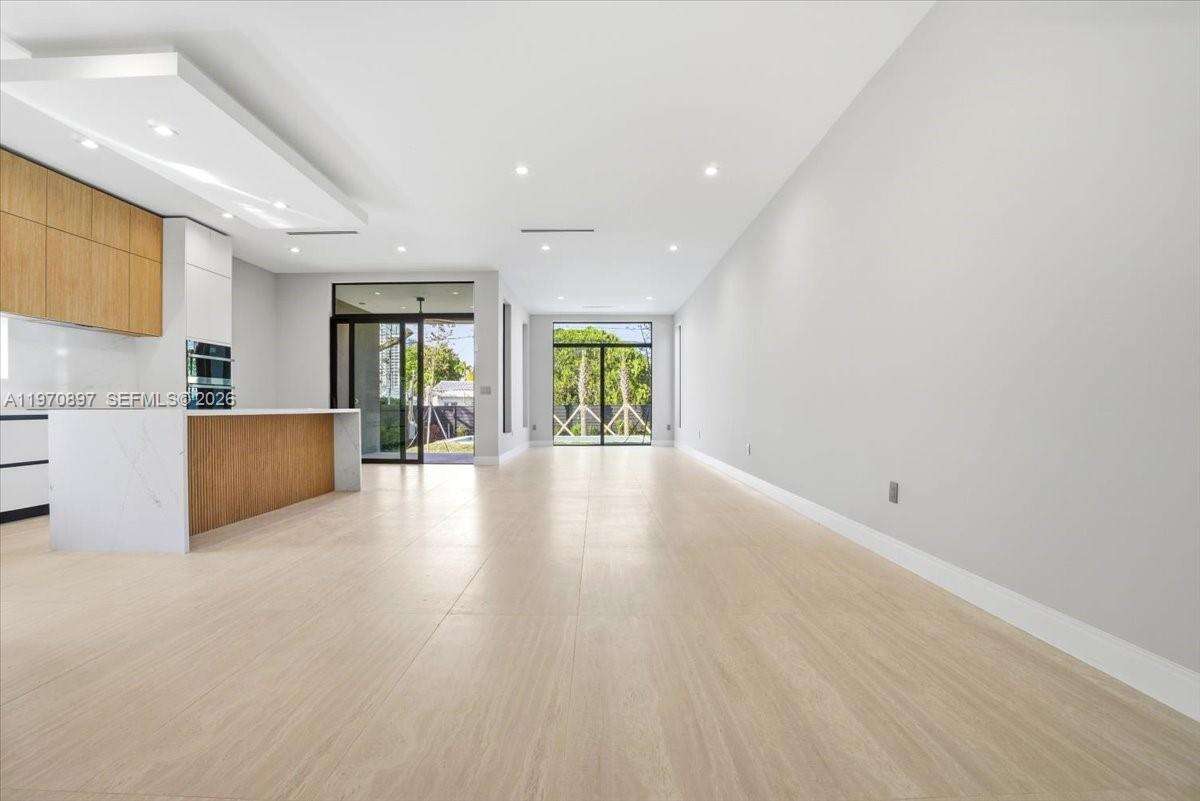 1637 Monroe St, Hollywood, FL 33020 | Picture 8