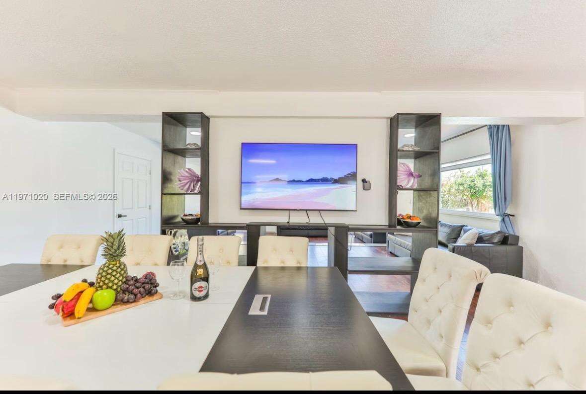  , Miami, FL 33180 | Picture 21