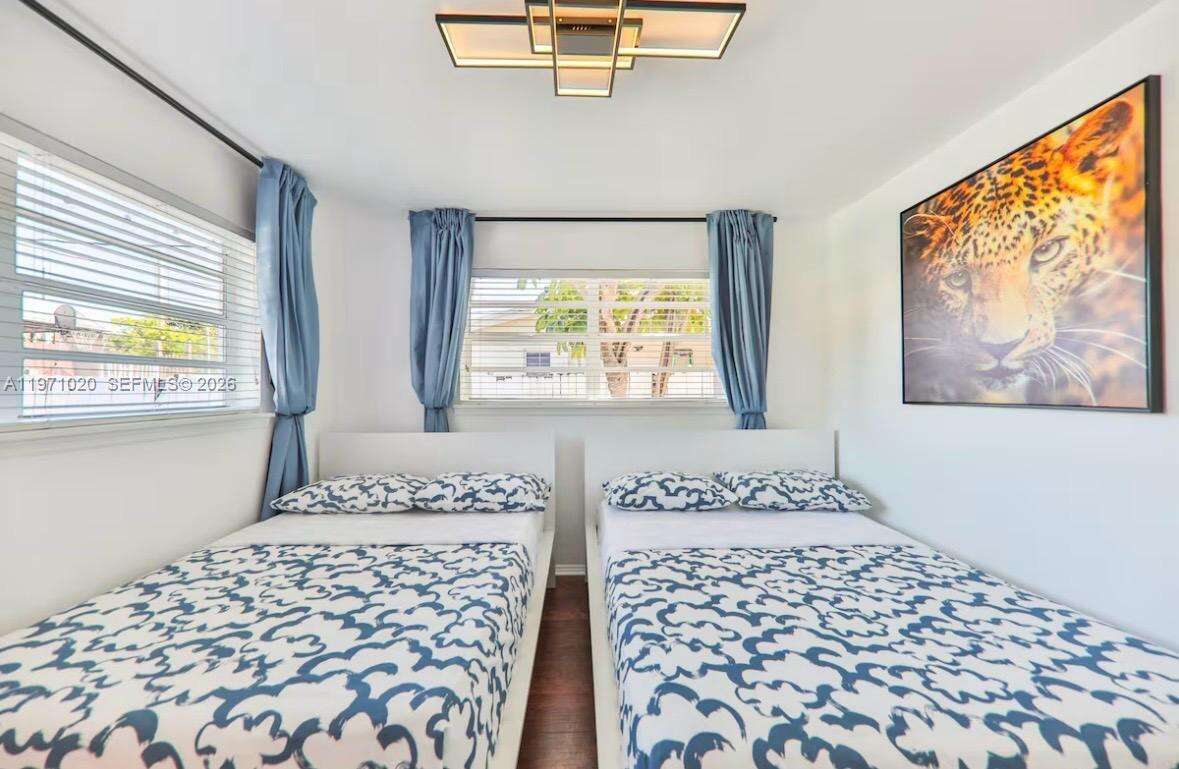  , Miami, FL 33180 | Picture 23