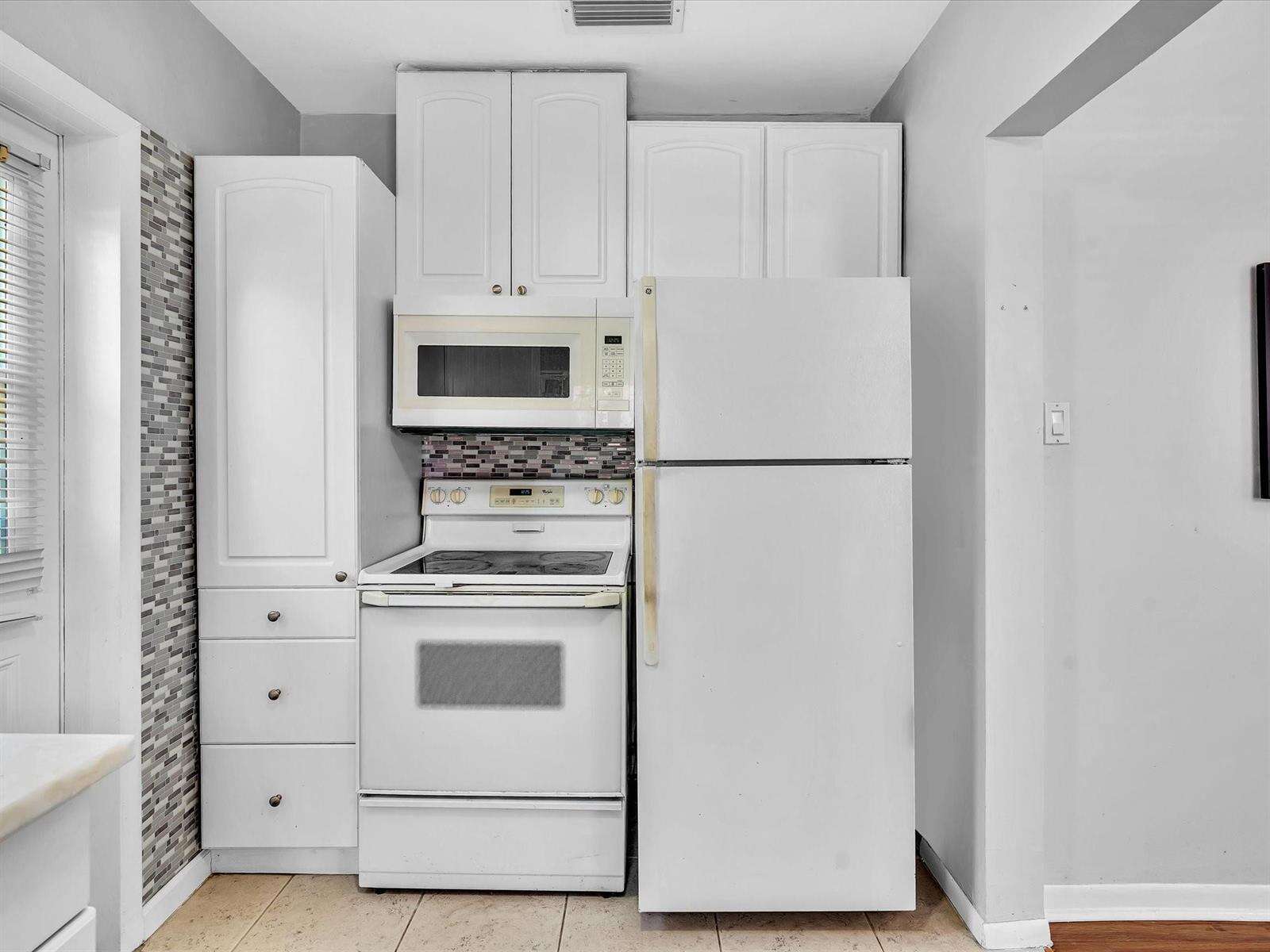 1835 Roosevelt, Hollywood, FL 33020 - For Sale photo 14