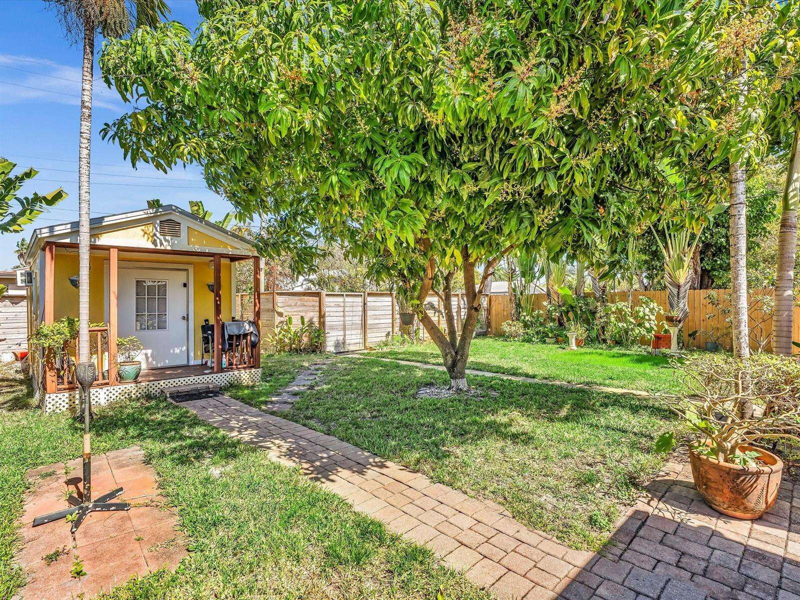 1835 Roosevelt, Hollywood, FL 33020 - For Sale photo 4