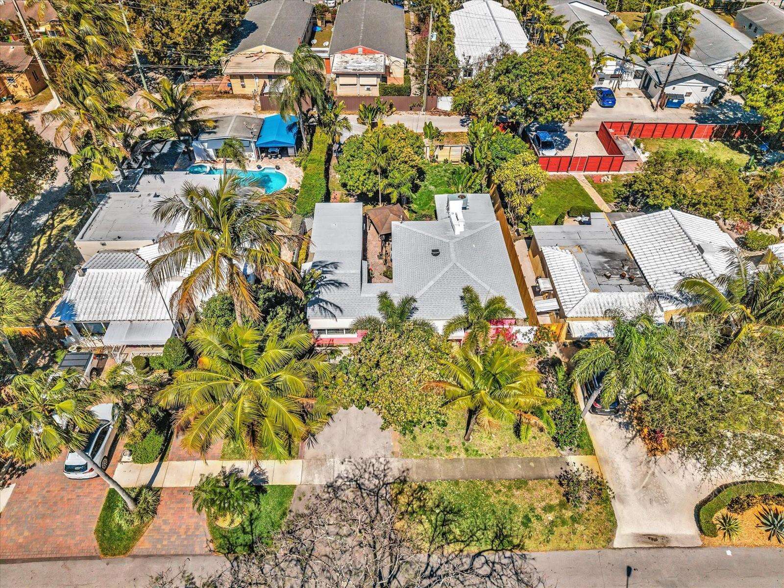 1835 Roosevelt, Hollywood, FL 33020 - For Sale photo 41