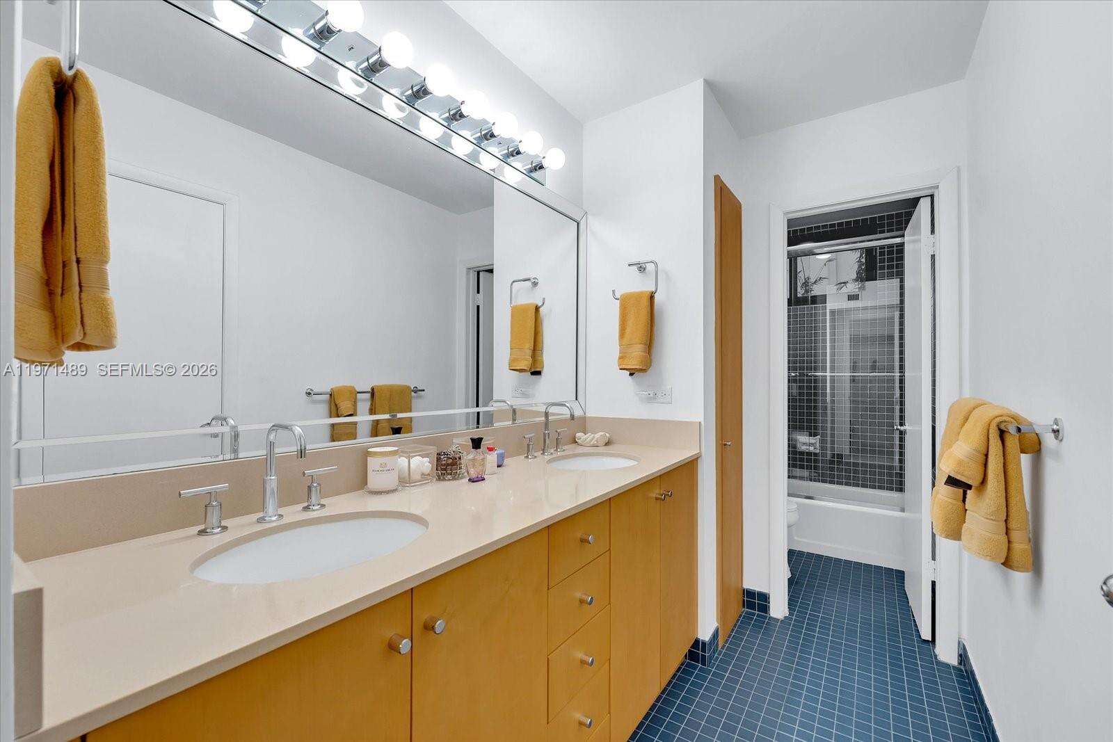 279 Hibiscus Dr, Miami Beach, FL 33139 | Picture 45