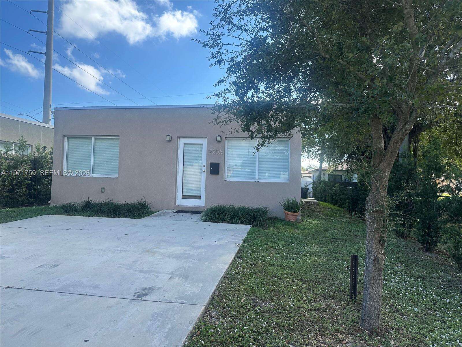 2206 Simms St, Hollywood, FL 33020 | Picture 1