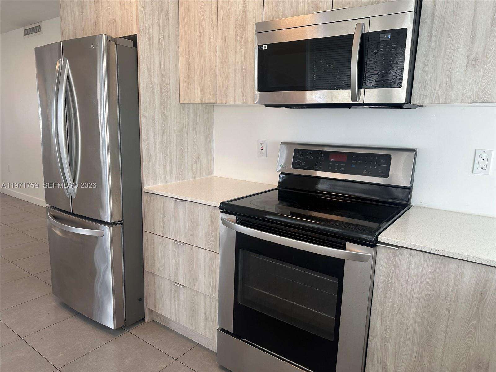 2206 Simms St, Hollywood, FL 33020 | Picture 13