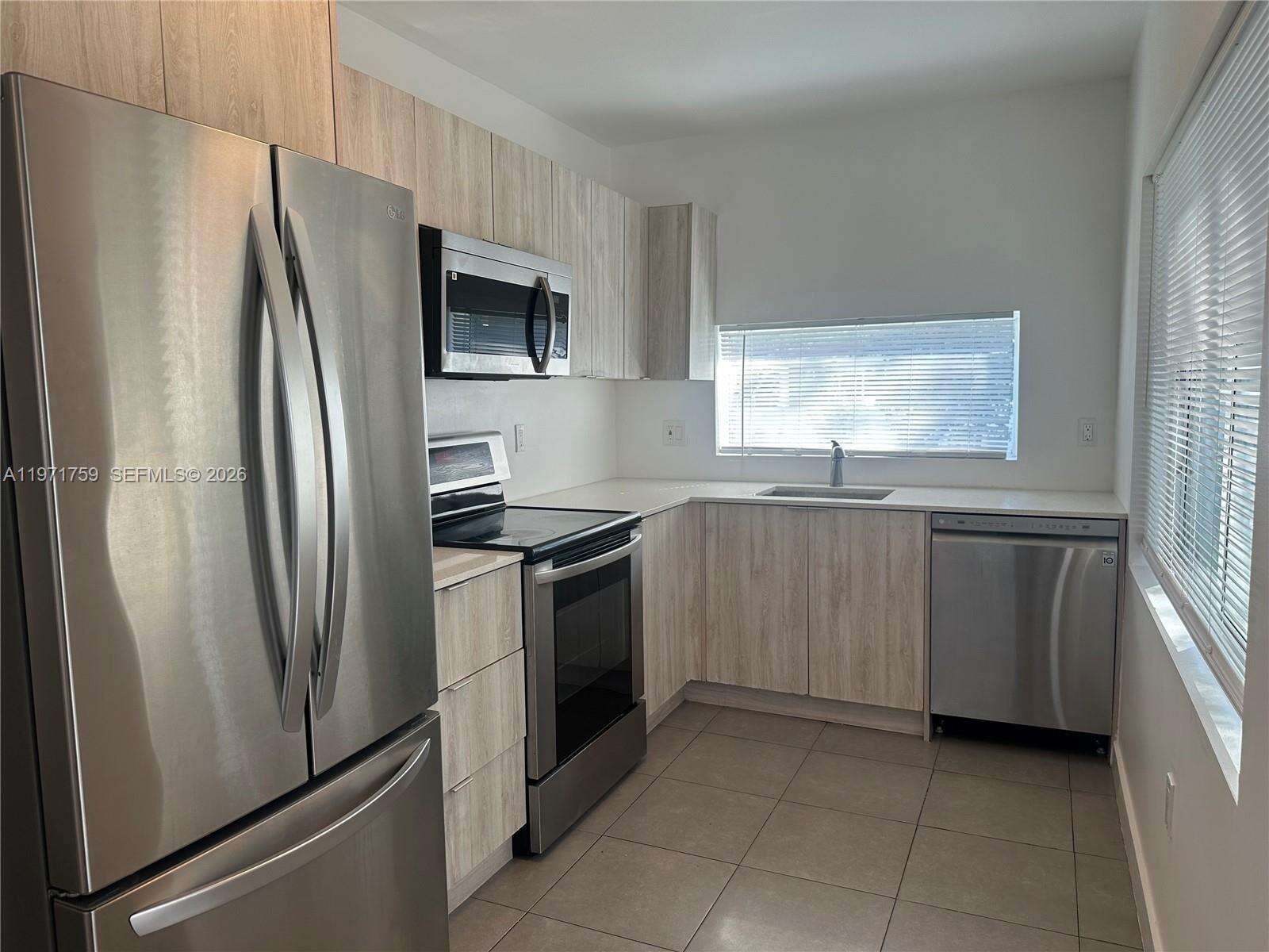 2206 Simms St, Hollywood, FL 33020 | Picture 14