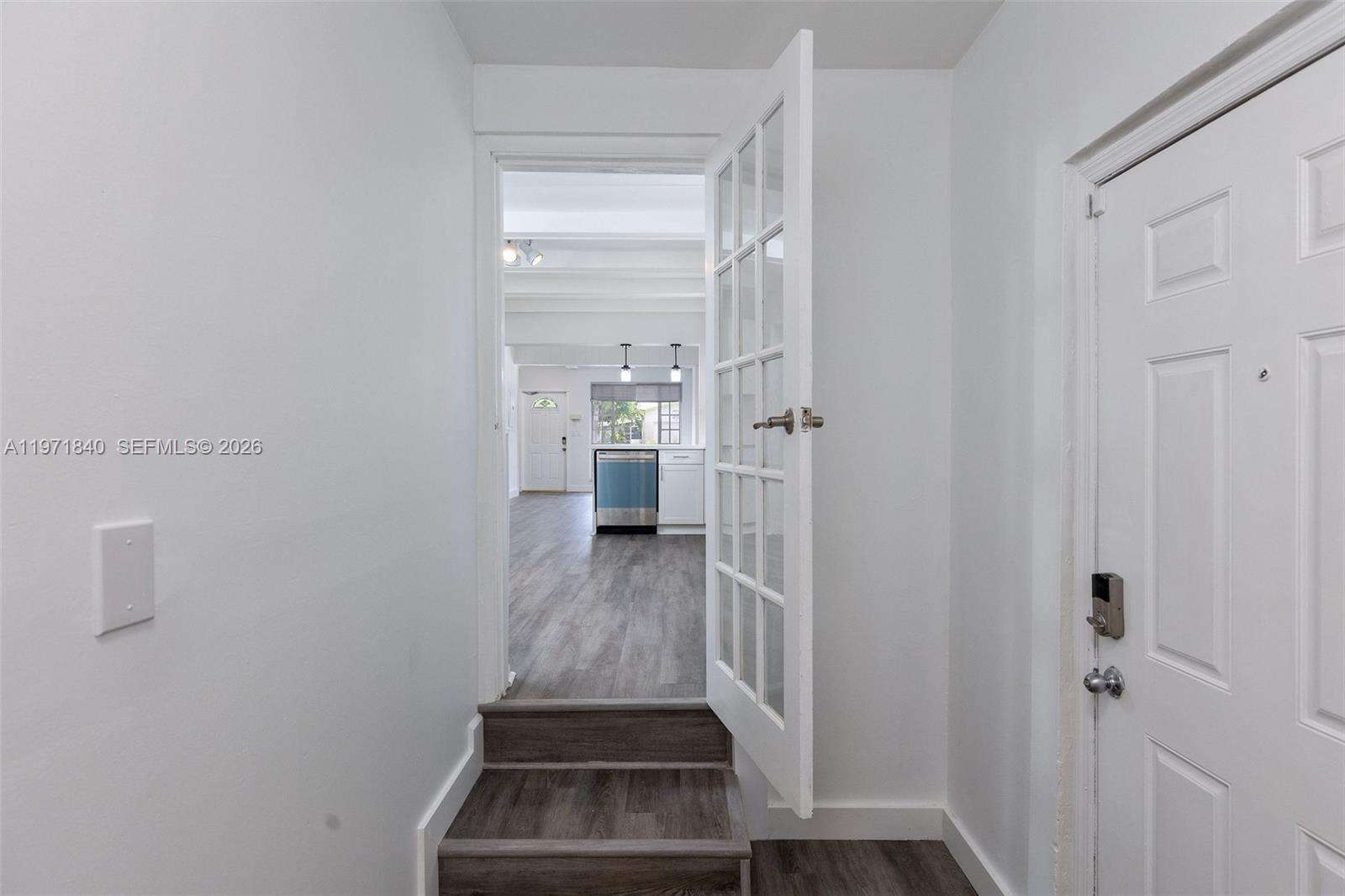 132 2nd Ave, Hallandale Beach, FL 33009 | Picture 12