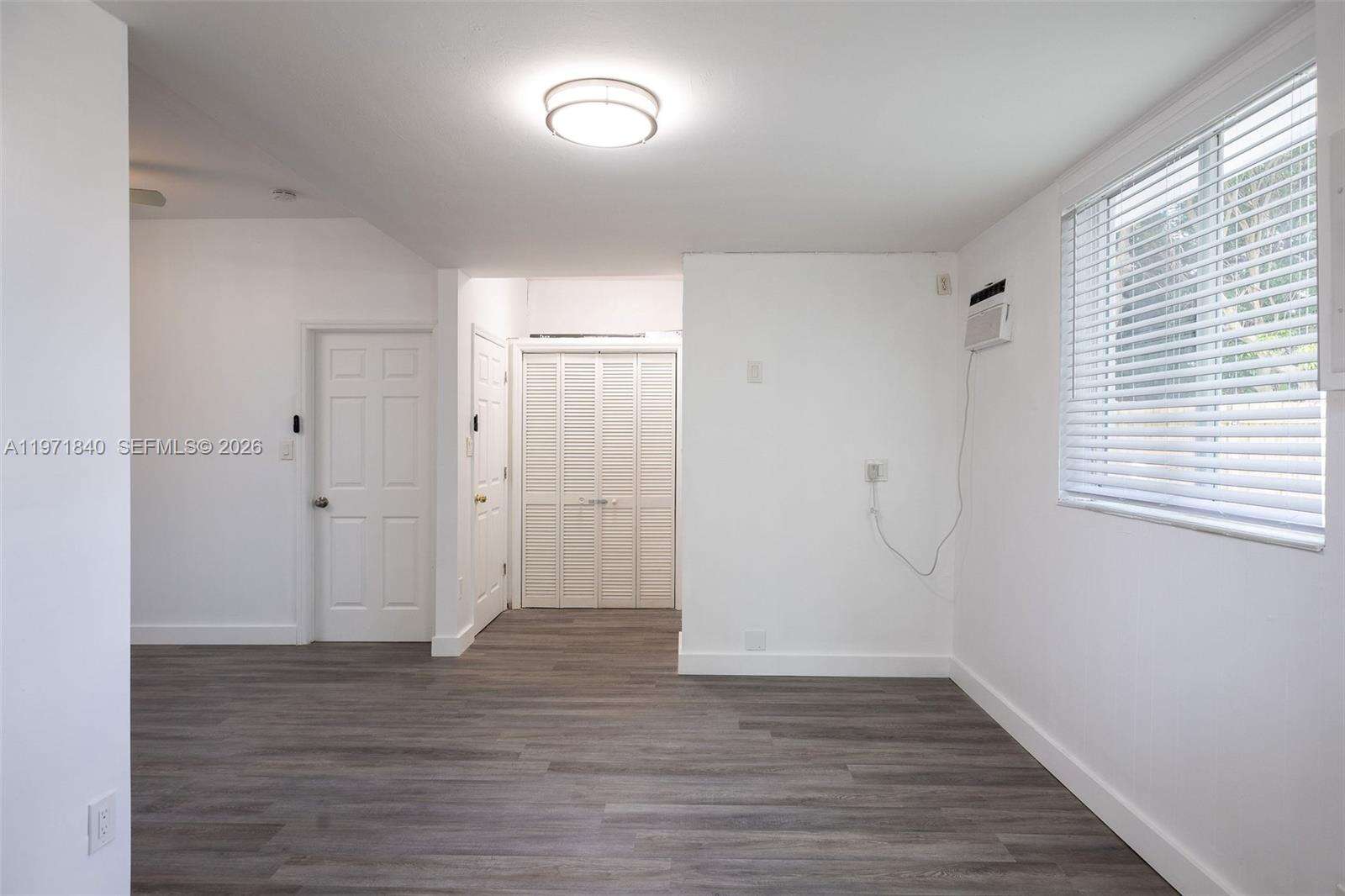 132 2nd Ave, Hallandale Beach, FL 33009 | Picture 13