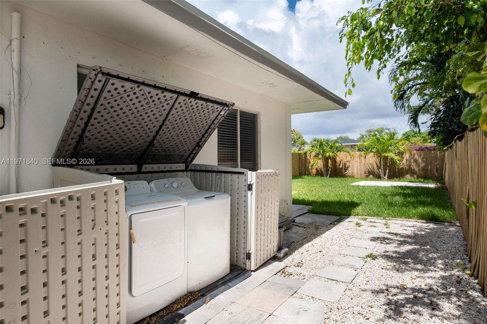 132 2nd Ave, Hallandale Beach, FL 33009 | Picture 25