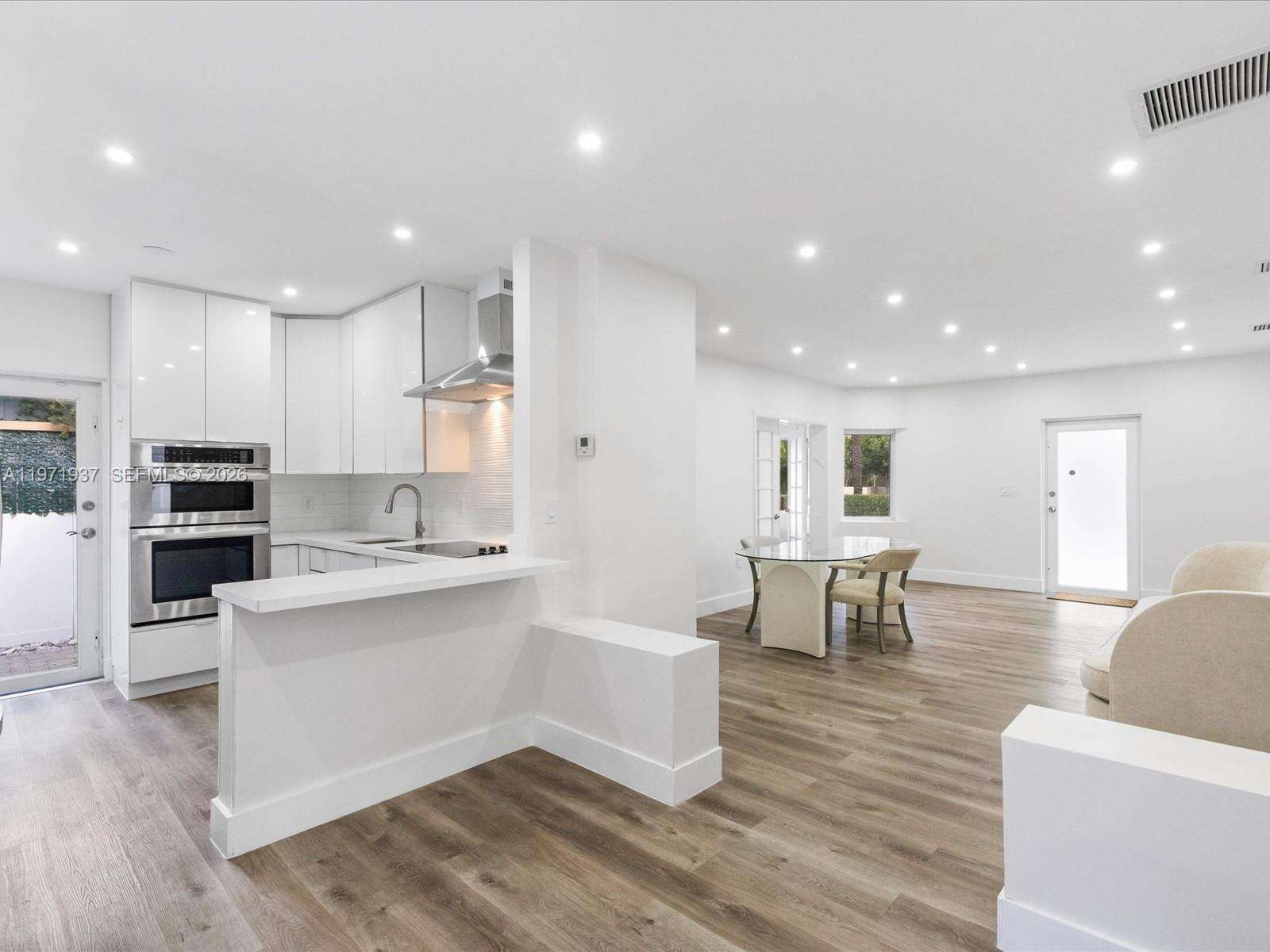 8934 Harding Ave, Surfside, FL 33154 | Picture 12