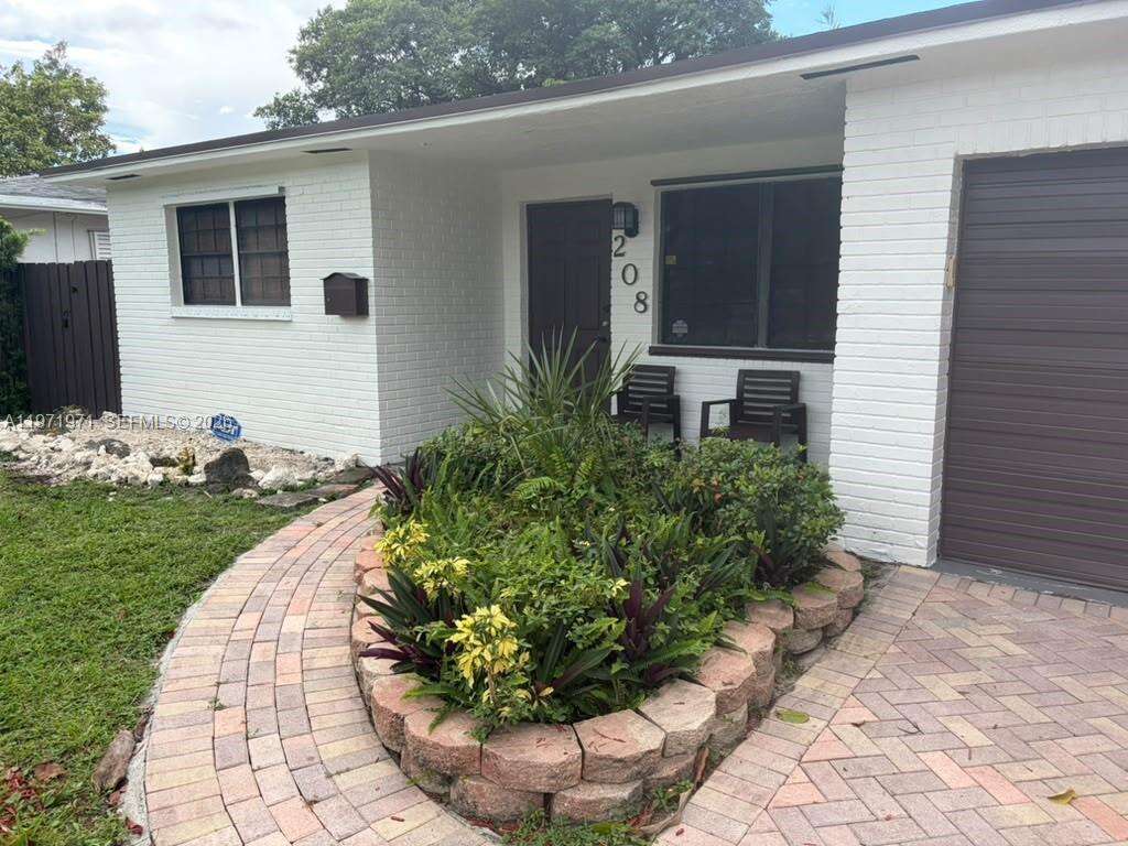208 2nd Ave, Hallandale Beach, FL 33009 - For Sale photo 30