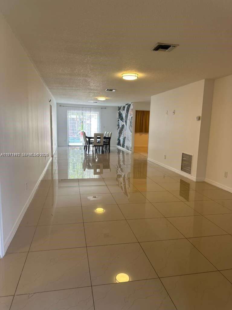 208 2nd Ave, Hallandale Beach, FL 33009 | Picture 5
