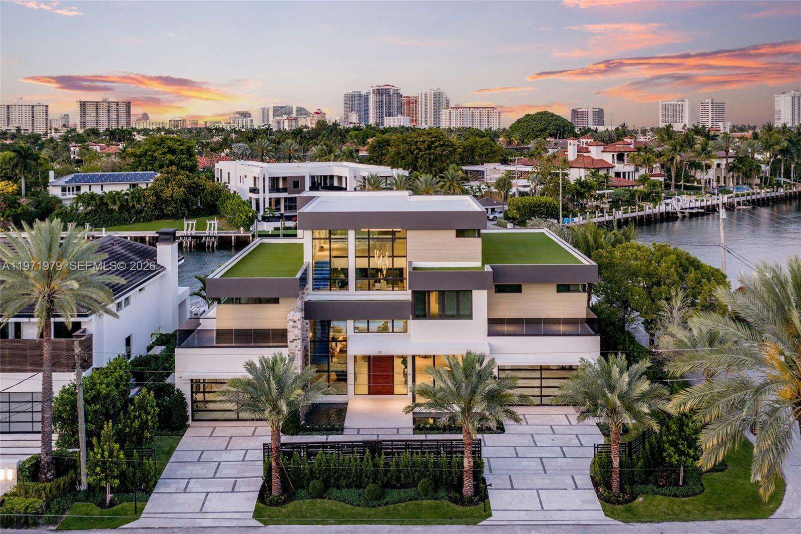 23 Isla Bahia Dr, Fort Lauderdale, FL 33316 | Picture 4