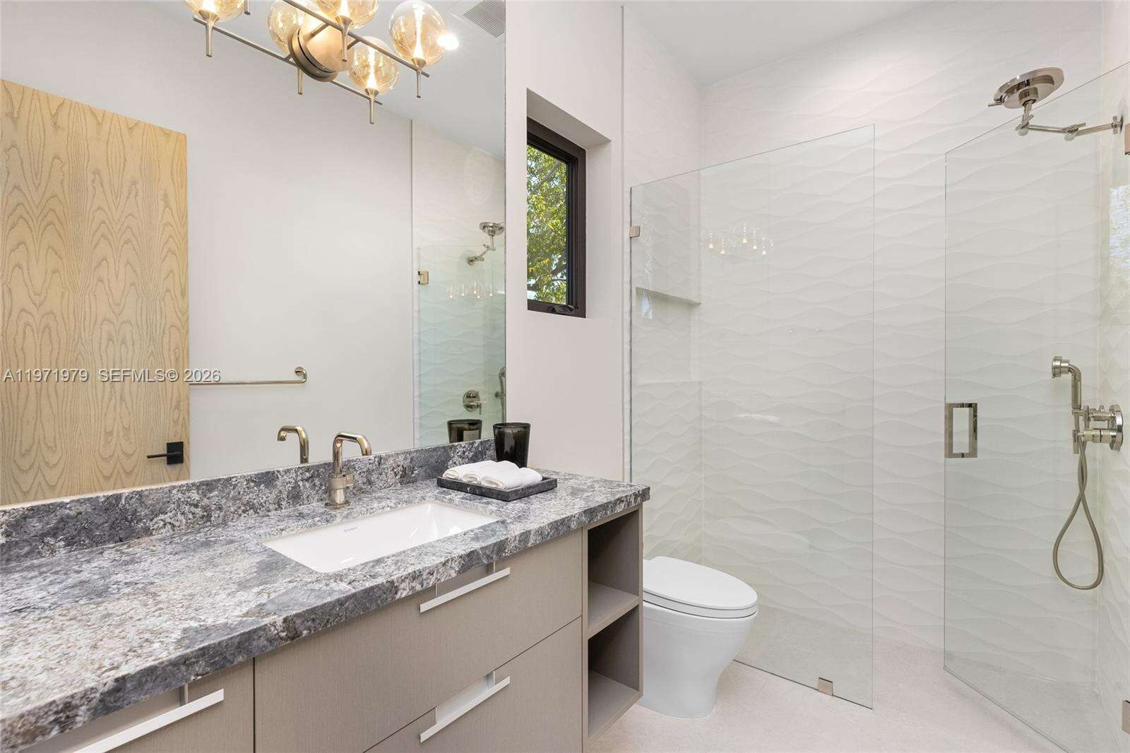 23 Isla Bahia Dr, Fort Lauderdale, FL 33316 | Picture 38