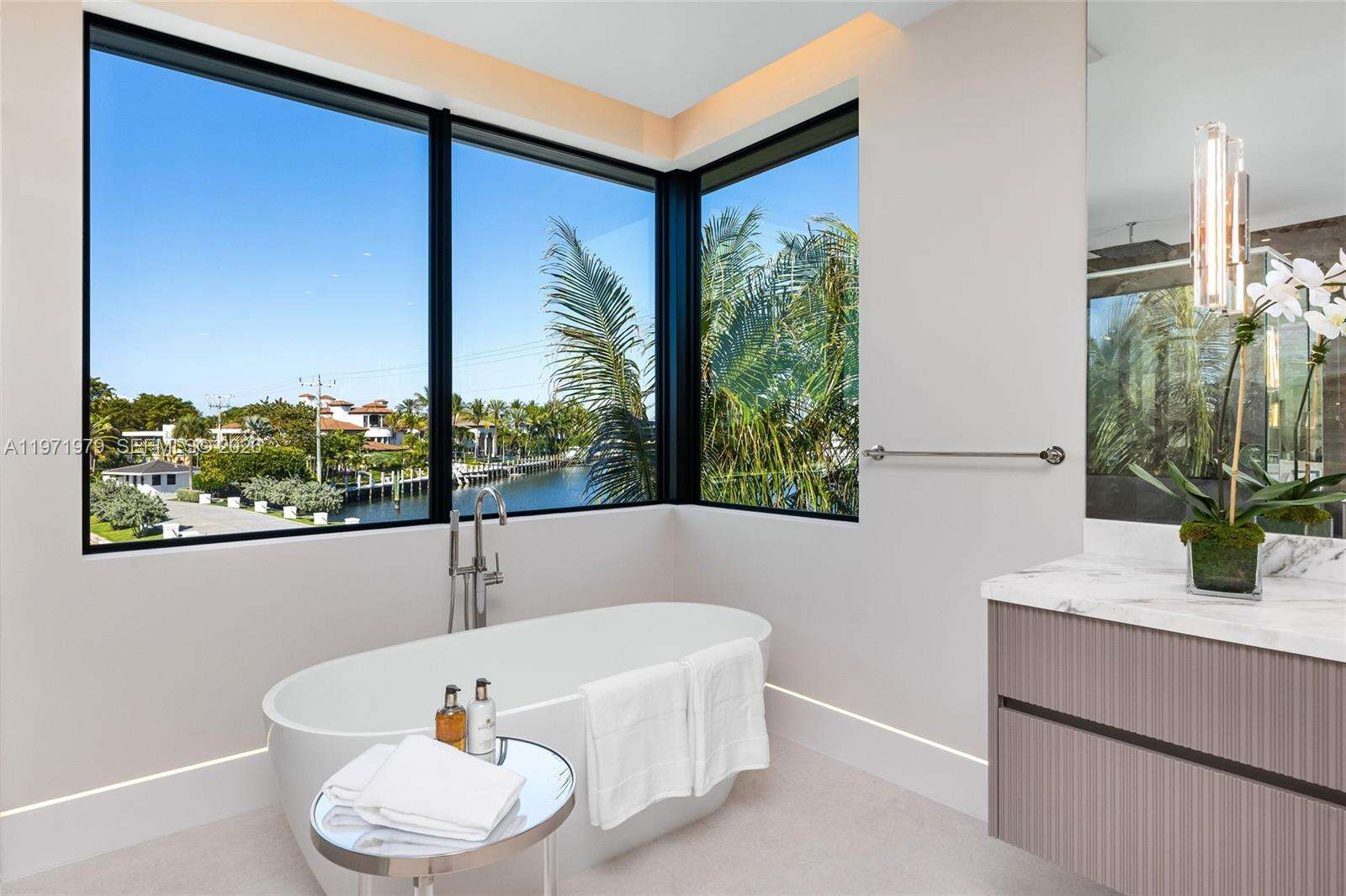 23 Isla Bahia Dr, Fort Lauderdale, FL 33316 | Picture 49