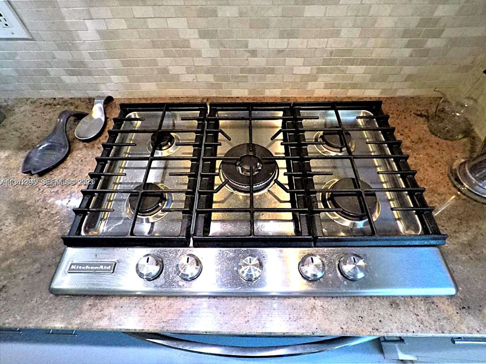 8819 Hawthorne Ave, Surfside, FL 33154 | Picture 13