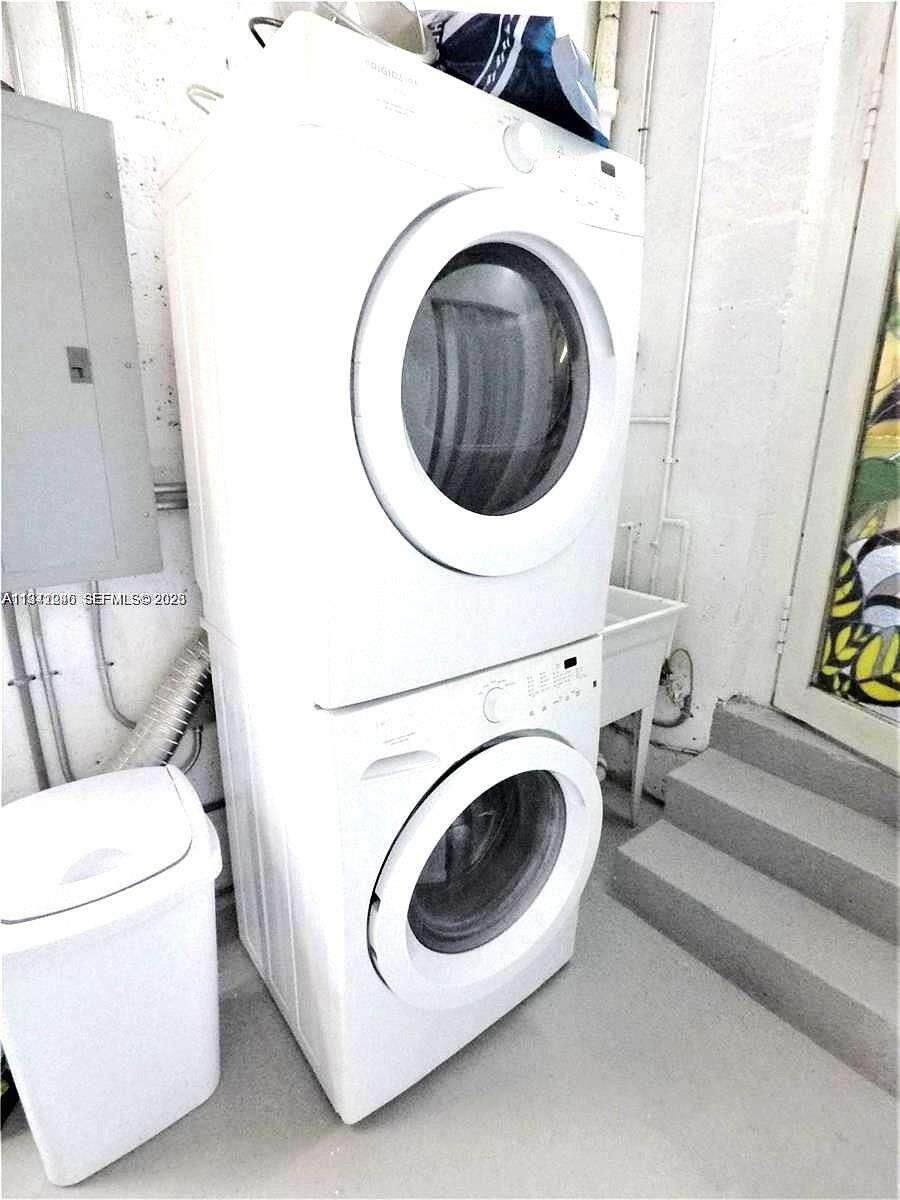 8819 Hawthorne Ave, Surfside, FL 33154 | Picture 23