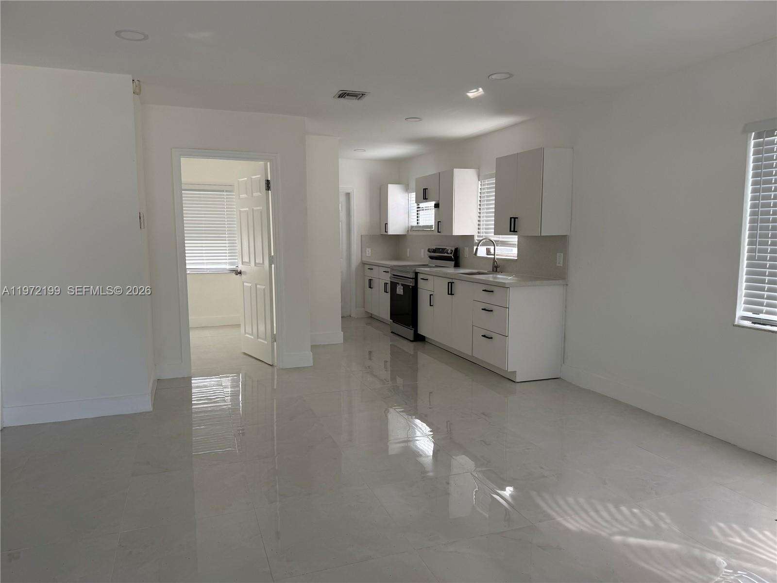  , Hallandale Beach, FL 33009 | Picture 4