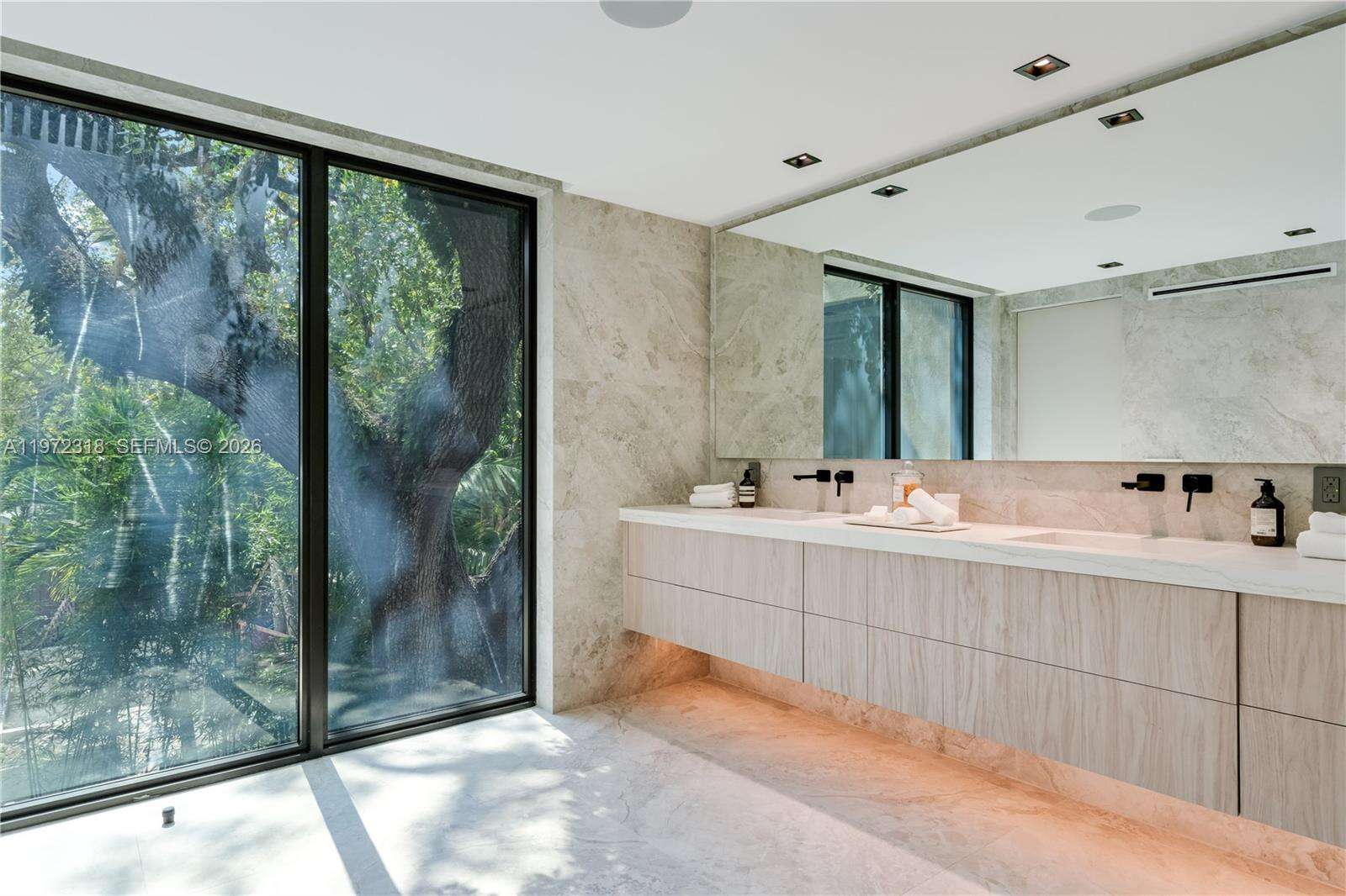 2800 Calusa St, Miami, FL 33133 | Picture 19