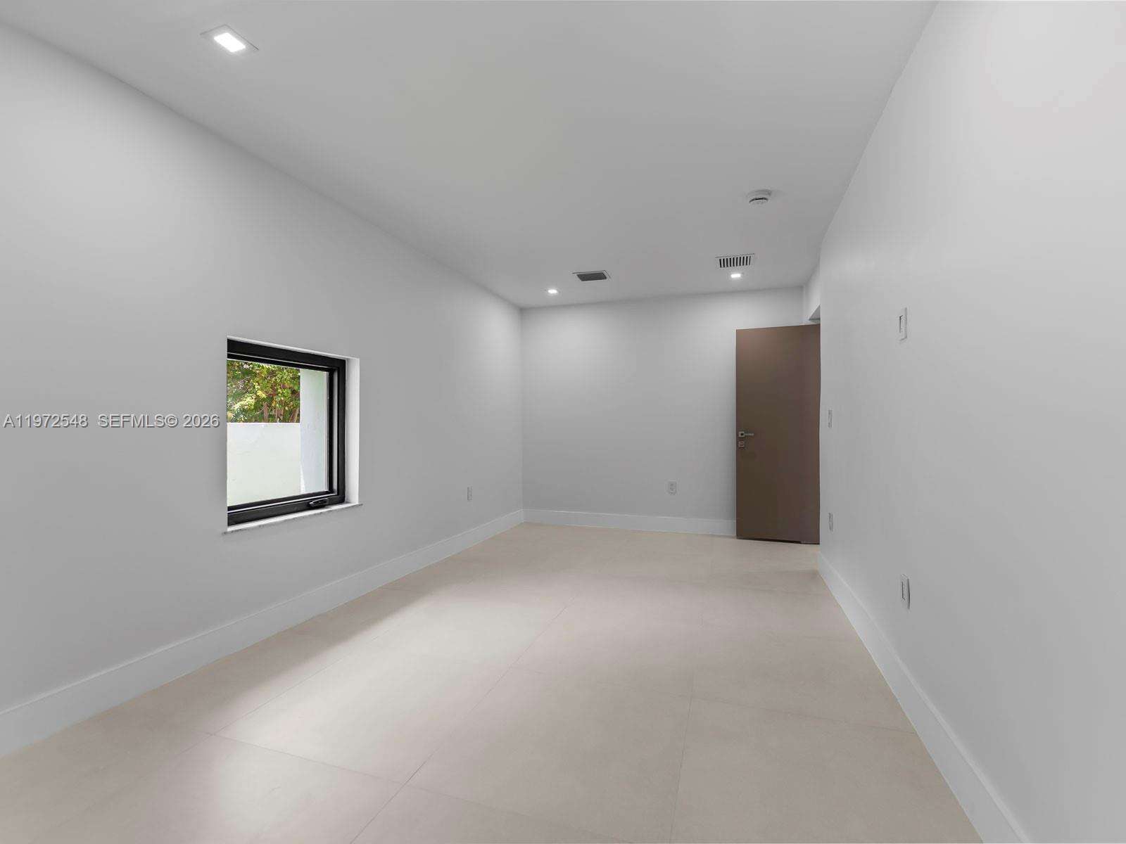 1221 Biarritz Dr, Miami Beach, FL 33141 | Picture 25