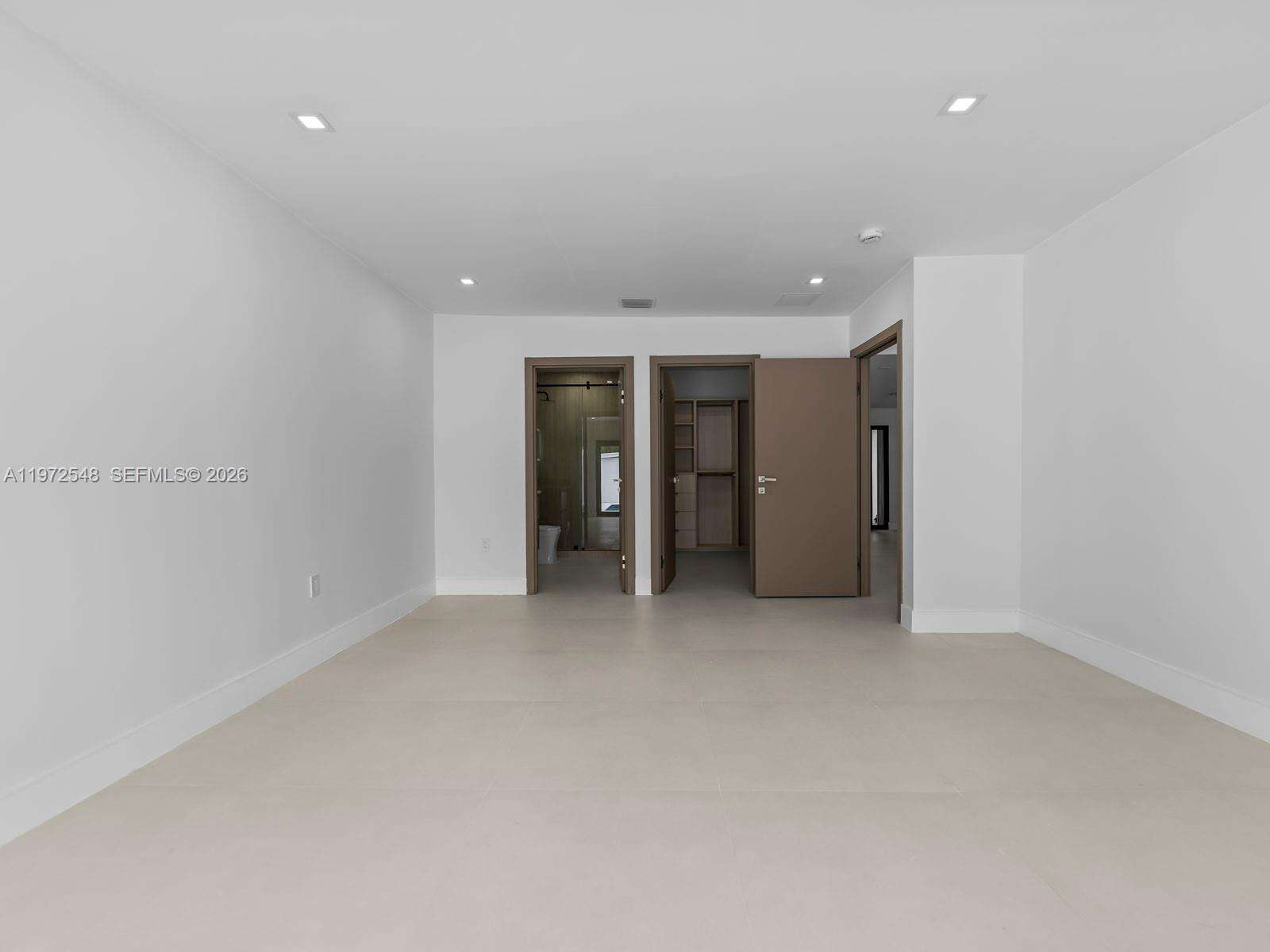 1221 Biarritz Dr, Miami Beach, FL 33141 | Picture 31