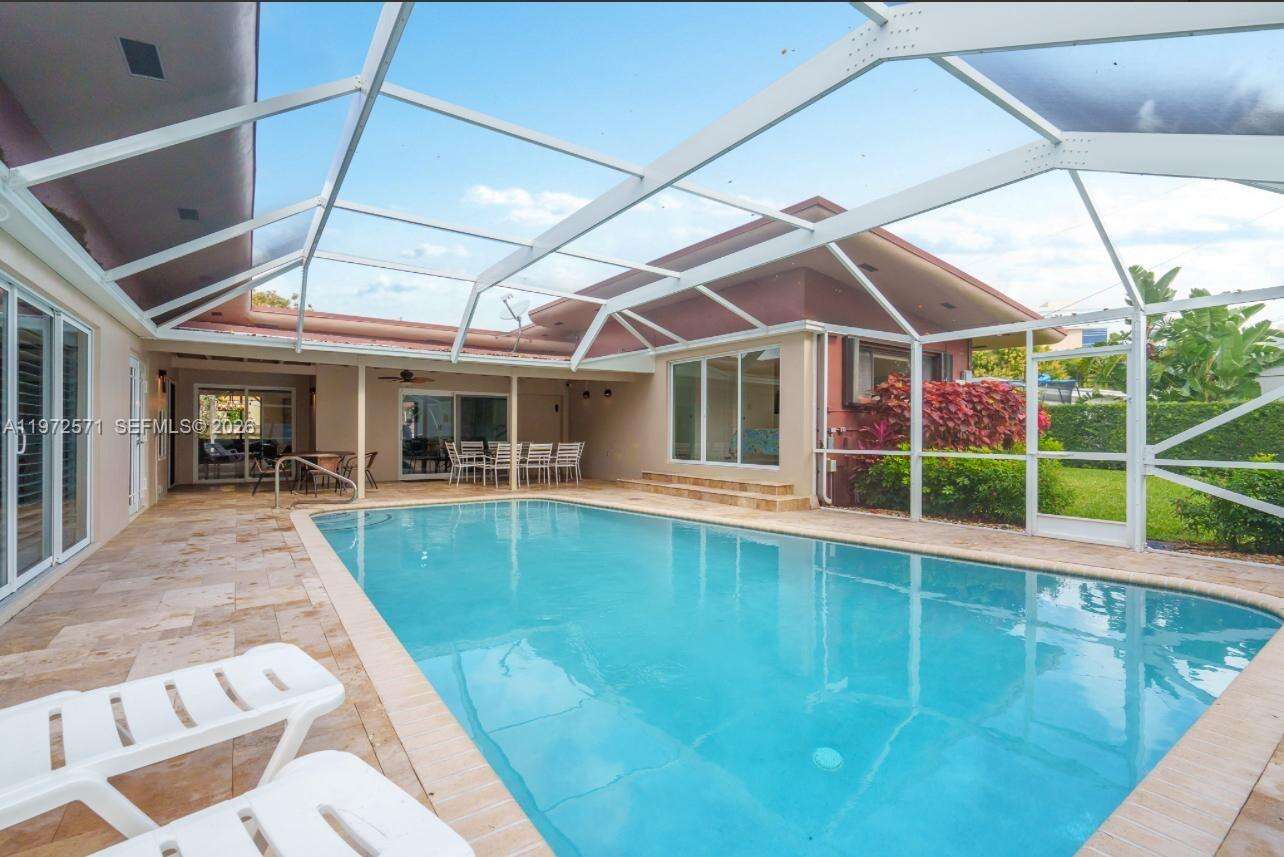 811 Highland Dr, Hollywood, FL 33021 - For Sale photo 1