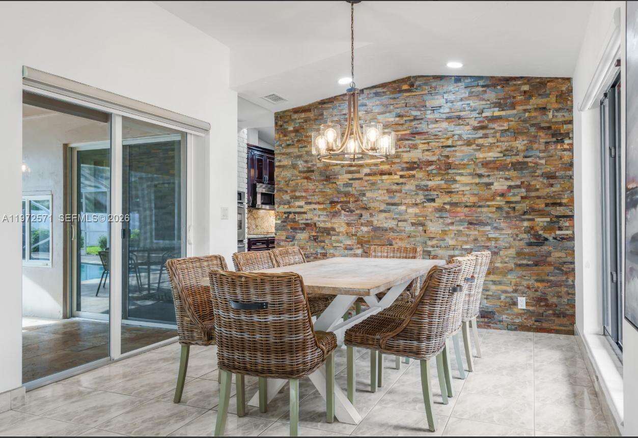 811 Highland Dr, Hollywood, FL 33021 - For Sale photo 27