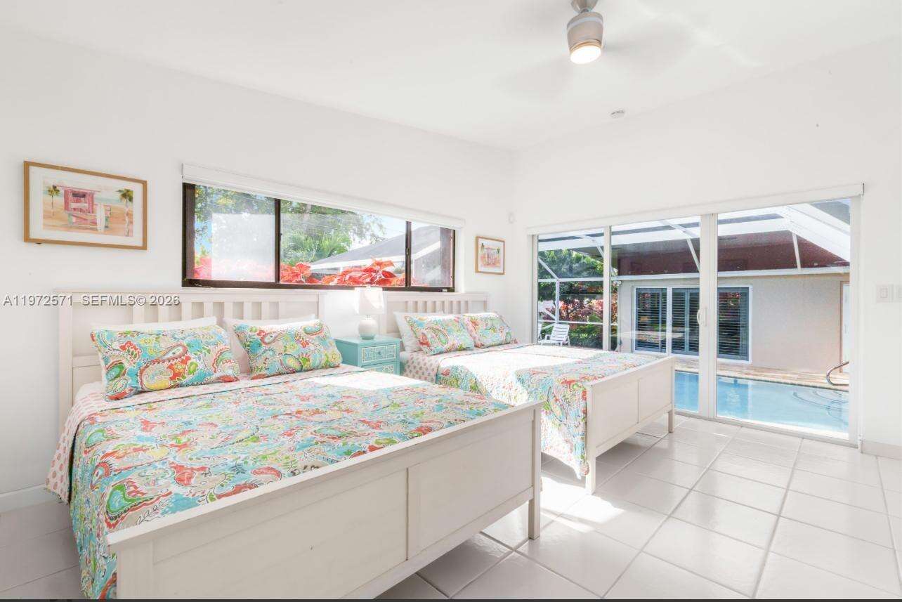 811 Highland Dr, Hollywood, FL 33021 - For Sale photo 32