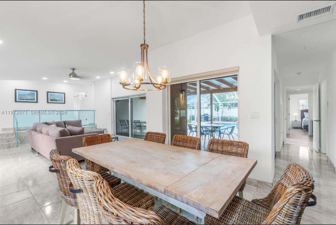 811 Highland Dr, Hollywood, FL 33021 - For Sale photo 35