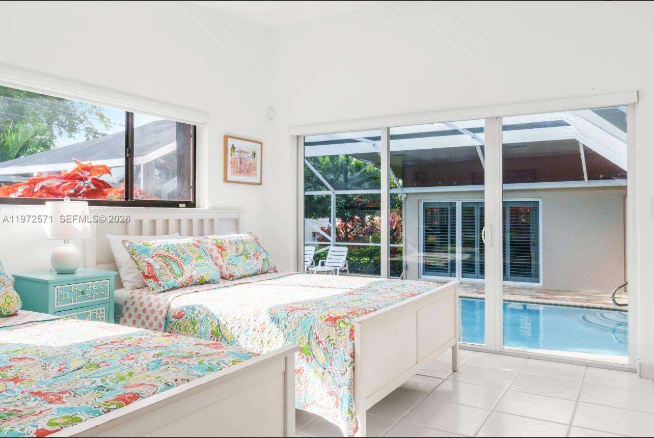 811 Highland Dr, Hollywood, FL 33021 - For Sale photo 47